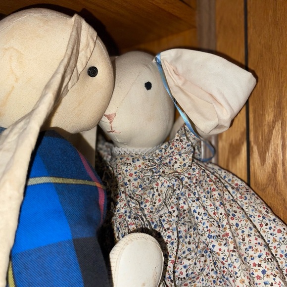 Adorable Pair of handmade Bunnies - Picture 1 of 10